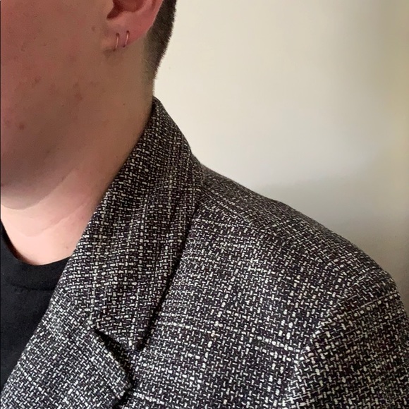 Blazer - Picture 2 of 6